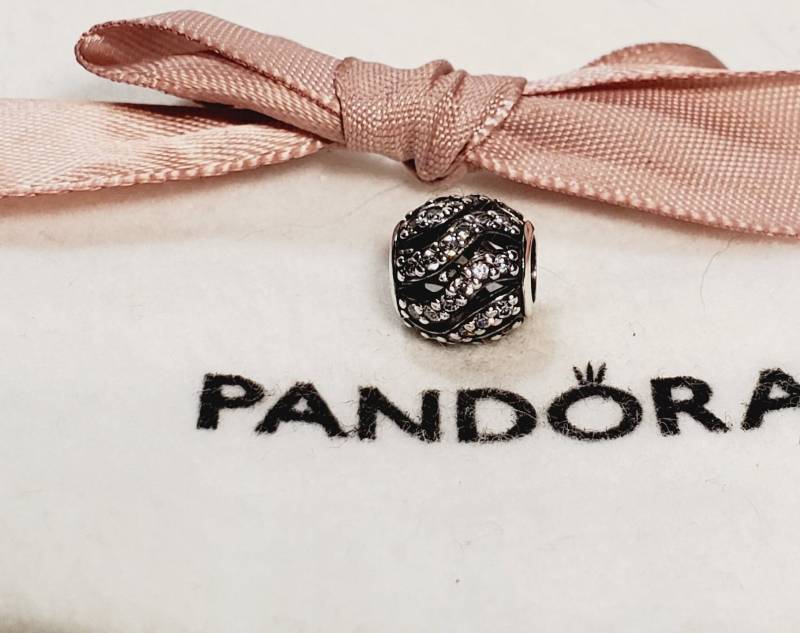 Echte Pandora Winterfee Charm #791197Cz Clear Cz Echte Pandora Winterfee Charm #791197Cz Clear Cz von Unforgetablecharms