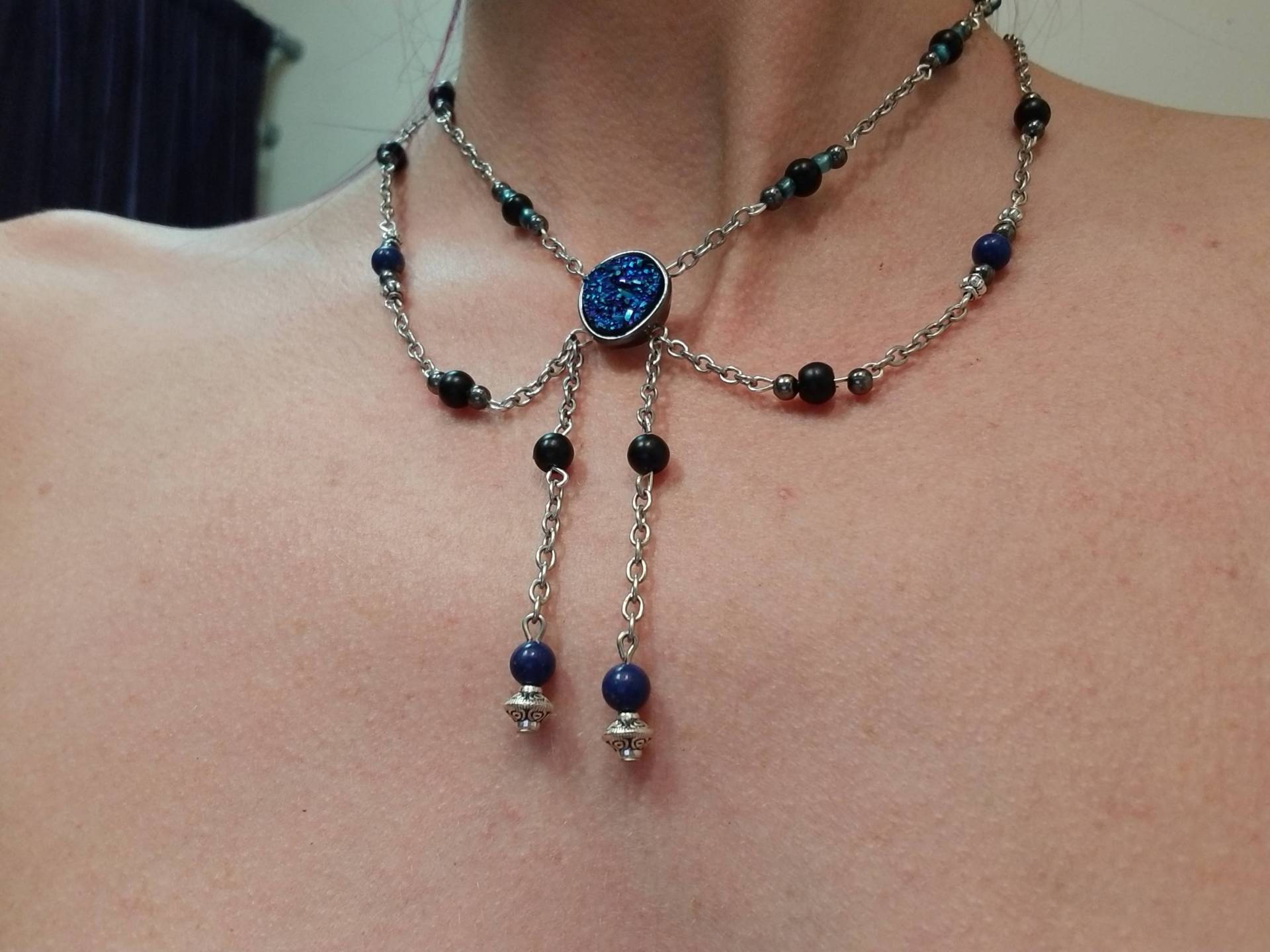 Lariat-Kristall-Halskette - Lätzchen-statement-Halskette Druzy-Kristall-Halsband Drapierte Kristall-Halskette Lariat-Kristall-Halskette - Lätzchen-statement-Halskette Druzy-Kristall-Halsband Drapierte Kristall-Halskette von UniColey