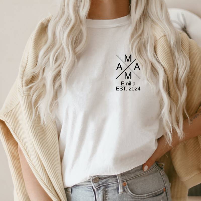 Frauen T-Shirt Mama Personalisiert Mit Namen Der Kinder Geburtsjahr Geschenk Für Mutter Muttertagsgeschenk Muttertag von Unibly
