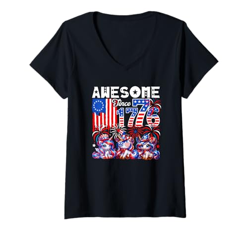 Damen Awesome Since 1776 Three Cute Unicorns 4th Of July US Flag T-Shirt mit V-Ausschnitt Damen Awesome Since 1776 Three Cute Unicorns 4th Of July US Flag T-Shirt mit V-Ausschnitt von Unicorn 4th Of July Costume