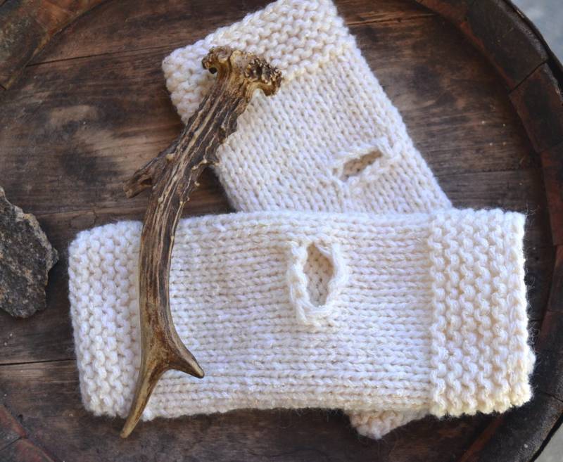 Handwärmer, Gestrickte Wolle Boho Wald Weiße Cremeweiße Handwärmer von UnicornVibration