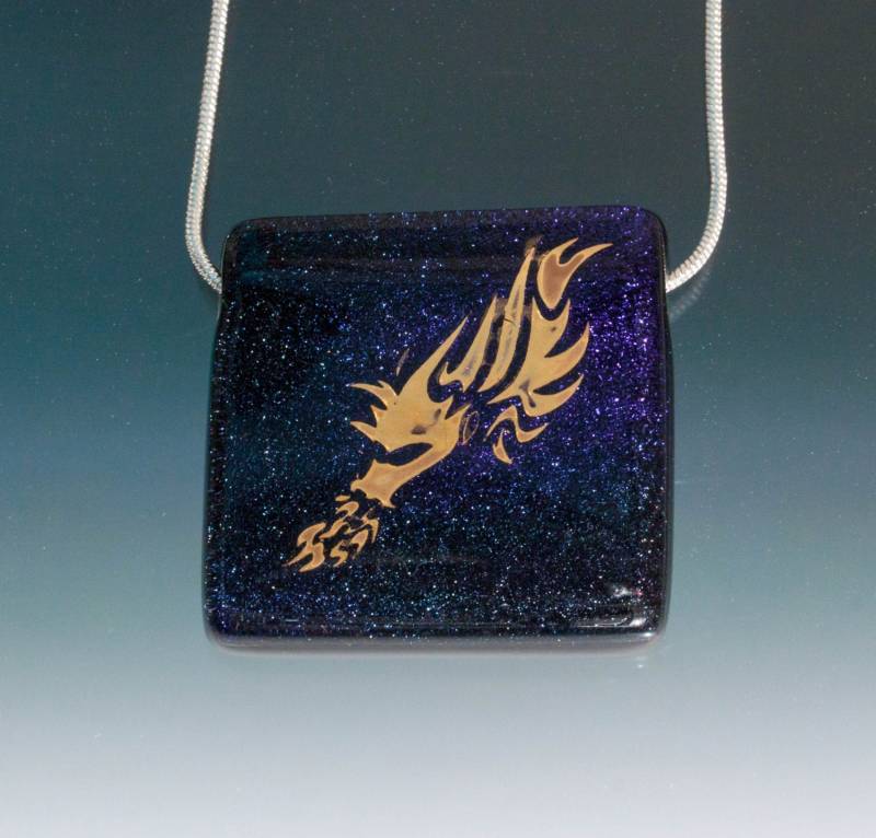 Blau Dichroic Glas Anhänger, Drachen 22K Gold Design Blau Dichroic Glas Anhänger, Drachen 22K Gold Design von UnicornsCreations