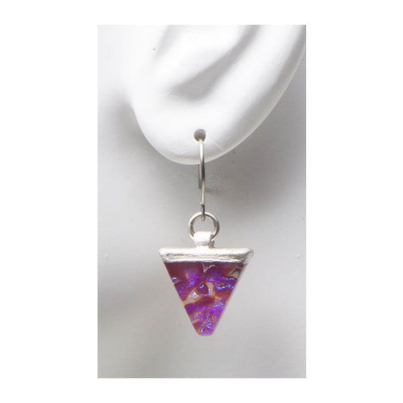 Rote Dichroic Triangle Ohrhänger Feinsilber & Titan Rote Dichroic Triangle Ohrhänger Feinsilber & Titan von UnicornsCreations