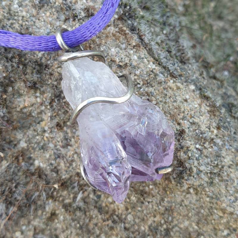 Roher Amethyst-Spitzen-Anhänger Sterlingsilber Draht Gewickelt Halskette von UnicsHandmade