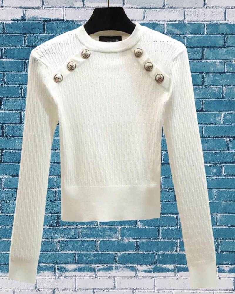 Weißer Gerippter Pullover. Verschönert Mit Silbernen Knöpfen Und Silber Stern. Uk-Größen 6 Bis 10 von UnikByCamilla