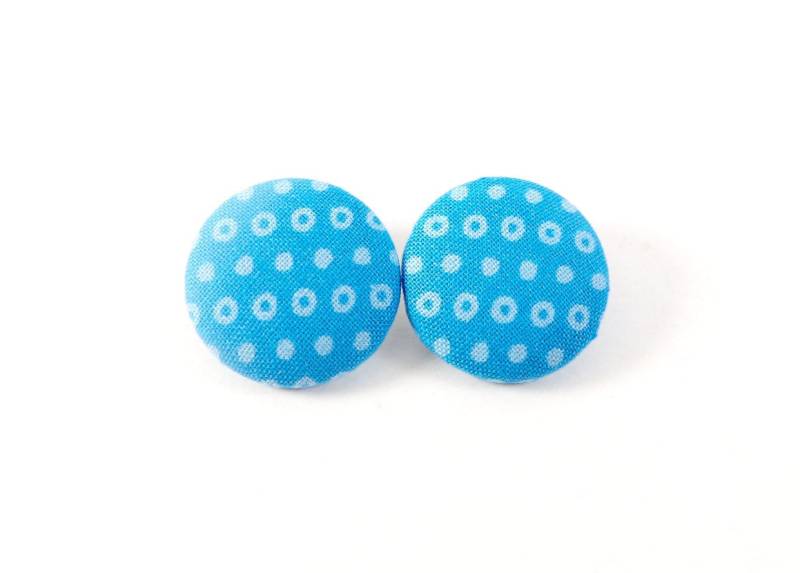 Blaue Stoff Knopf Ohrringe Retro Handmade Ohrstecker von UnikWalk