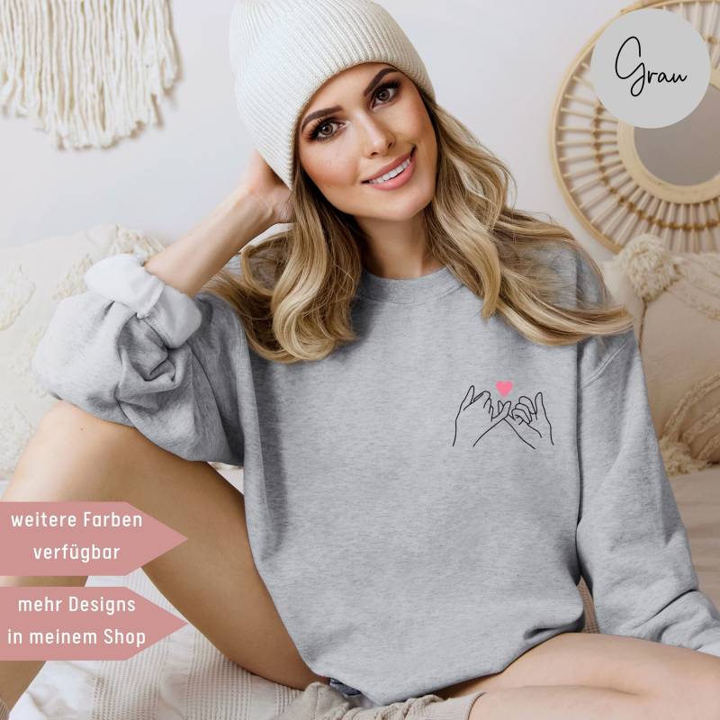 Besties Pullover Personalisiert Geschenk Für Freundin Schwester Frauen Bestie Pulli Geburtstagsgeschenk Beste von UnikatUniversum