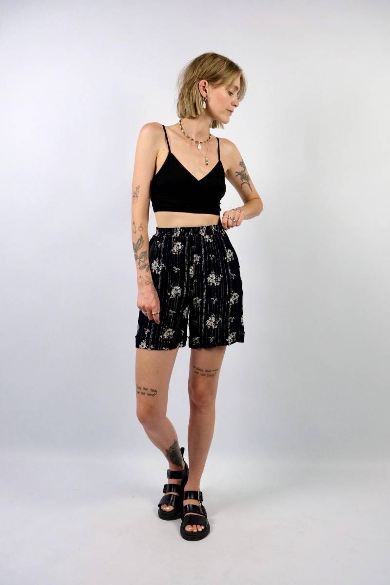 Vintage 80S/90S High Waist Streifen & Blumen Print Viskose Shorts - Xxs von UnikatVintageDE