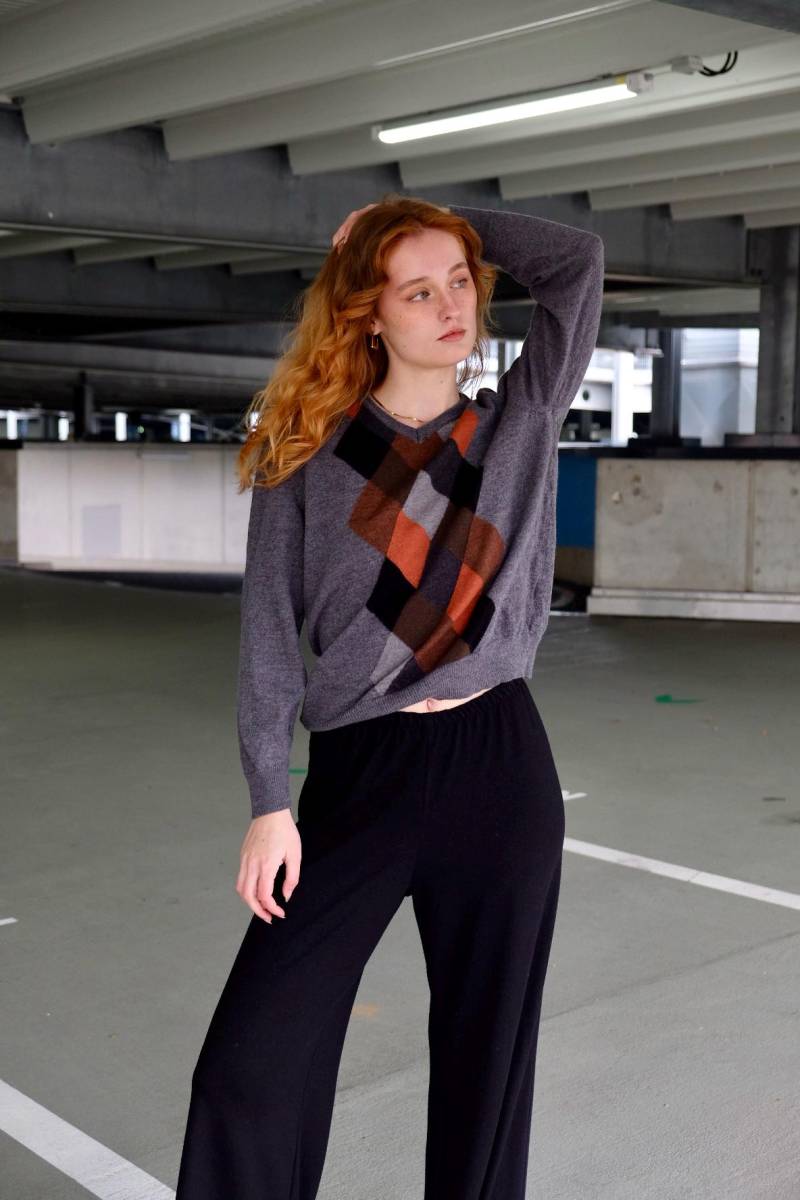 Vintage 90S Rautenmuster V-Neck Wollpullover - S/M von UnikatVintageDE