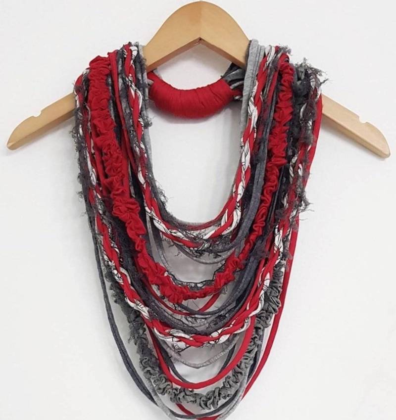 Rot Grau Scart Stoff-Halskette Textil-Halskette Infinity-Schal Abstrakte Damen Schals Einzigartiges Mode-Accessoires Womans Schal Scruffy von Unikatina