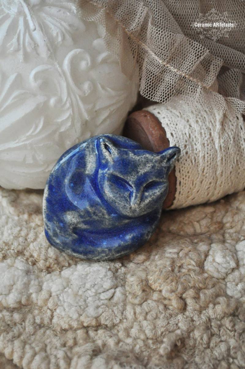 Blaue Keramik Katze Brosche Handgemachte Kätzchen Pin Blaue Keramik Katze Brosche Handgemachte Kätzchen Pin von UniquEcoLife