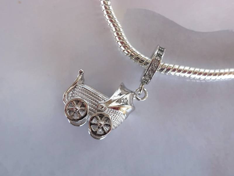 Armband - Baby Kinderwagen Anhänger/Säuglingswagen Charm 925 Sterling Silber Geschenkidee Zum Muttertag Armband - Baby Kinderwagen Anhänger/Säuglingswagen Charm 925 Sterling Silber Geschenkidee Zum Muttertag von UniqueArtByFelicia