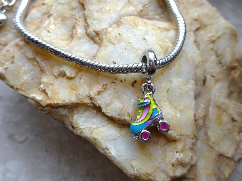 Armband Mit Rollkunstlaufschuh/Rollschuhlaufen Rollschuh Charm Armreif Artistic Rollerskating-Anhänger Geschenkideen Armband Mit Rollkunstlaufschuh/Rollschuhlaufen Rollschuh Charm Armreif Artistic Rollerskating-Anhänger Geschenkideen von UniqueArtByFelicia