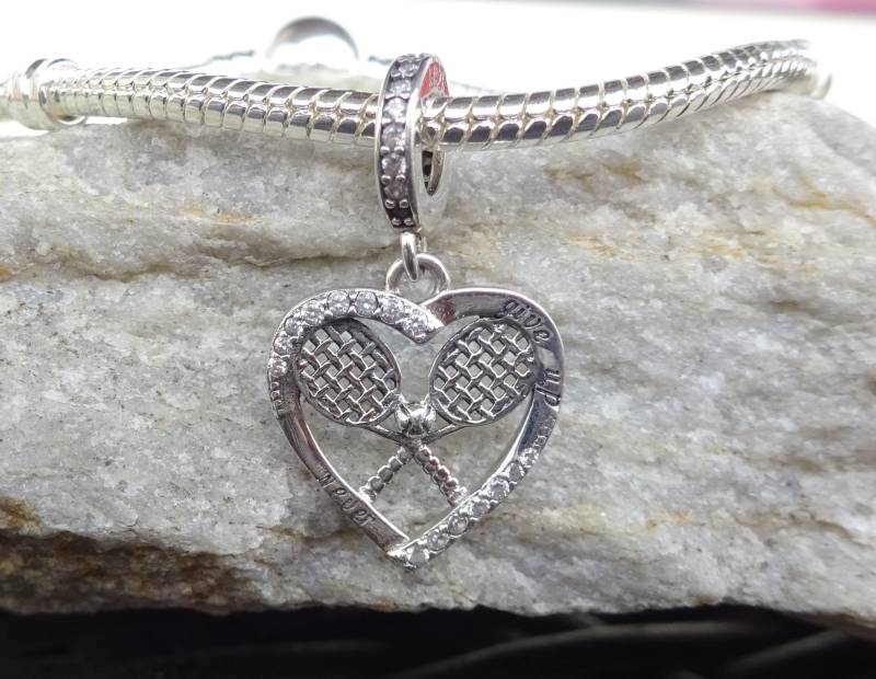 Armband Mit Tennis Motiv Anhänger "Never Give Up"/ Tennisschläger Schmuck/Und Kompatibel Den Meisten Schmuckmarken von UniqueArtByFelicia