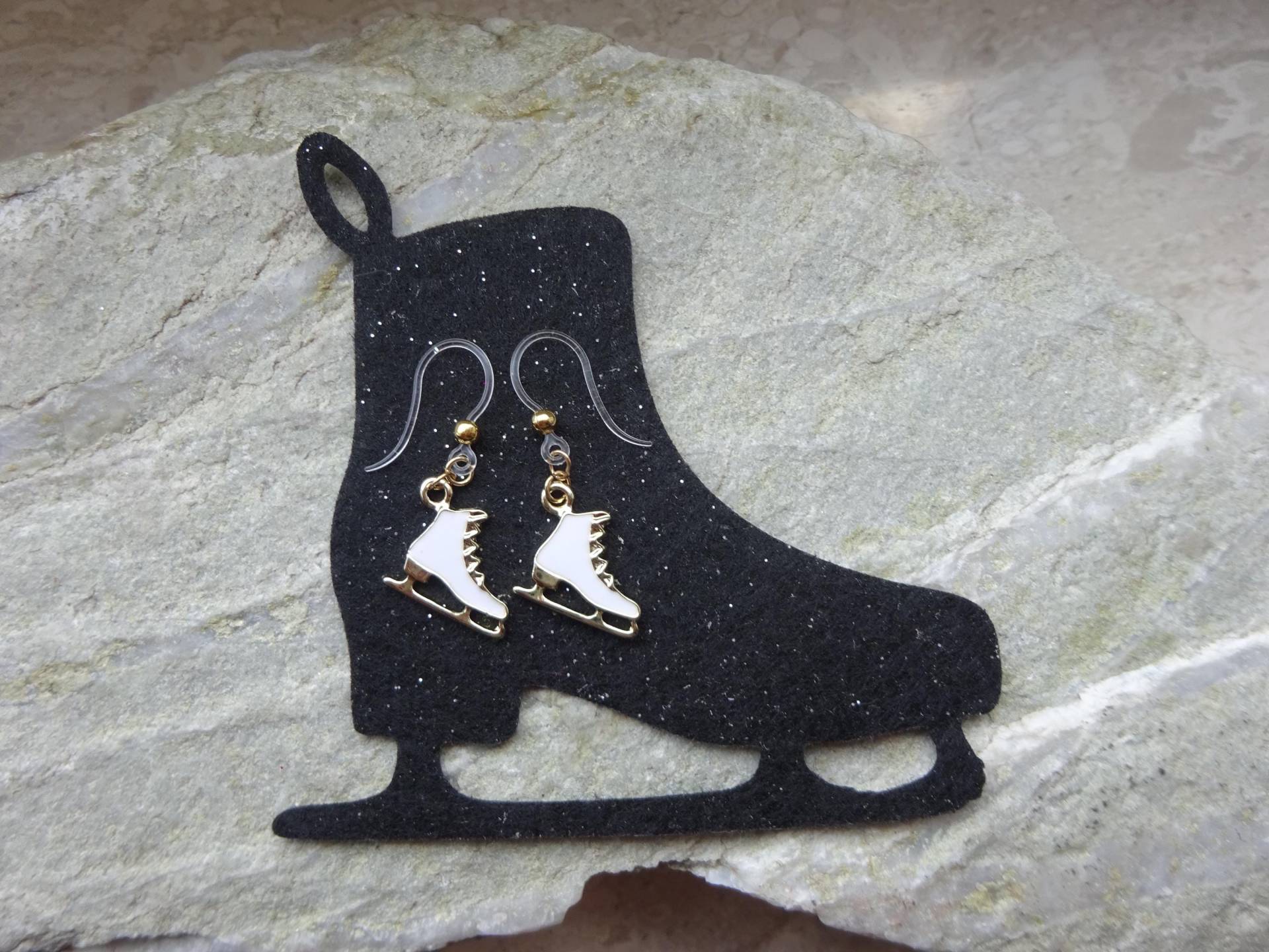Eiskunstlauf-Ohrring-Set/Eislaufschuhen Ohrringe Für Einen Eislaufliebhaber/ Ohrschmuck Mit Schlittschuhen Geschenkideen Eiskunstlauf-Ohrring-Set/Eislaufschuhen Ohrringe Für Einen Eislaufliebhaber/ Ohrschmuck Mit Schlittschuhen Geschenkideen von UniqueArtByFelicia