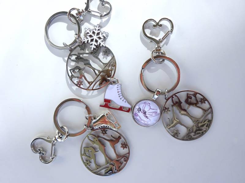 Eislaufschuh - Eisläuferin Schlüsselanhänger/Sporttaschenanhänger Für Einen Eislaufliebhaber/ Eiskunstlauf/ Schlittschuhlauf/ Geschenkidee von UniqueArtByFelicia