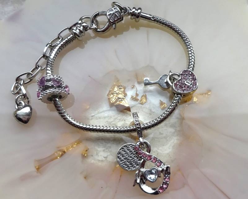 Infinity Herz Schlangenkette Armband/ Motiv Anhänger "Mom, I Love You Always & Forever"/Geschenkidee von UniqueArtByFelicia