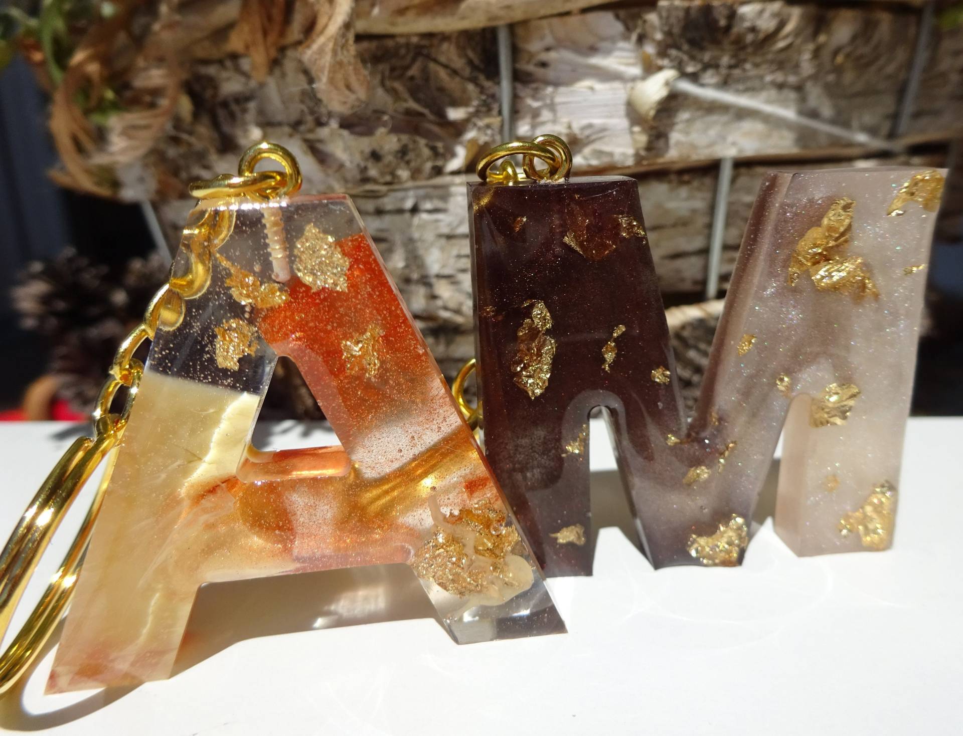 Verschiedene Farben Epoxidharz Buchstaben Schlüsselanhänger/Geschenkideen Kunsthandwerk Keychain Key Ring von UniqueArtByFelicia