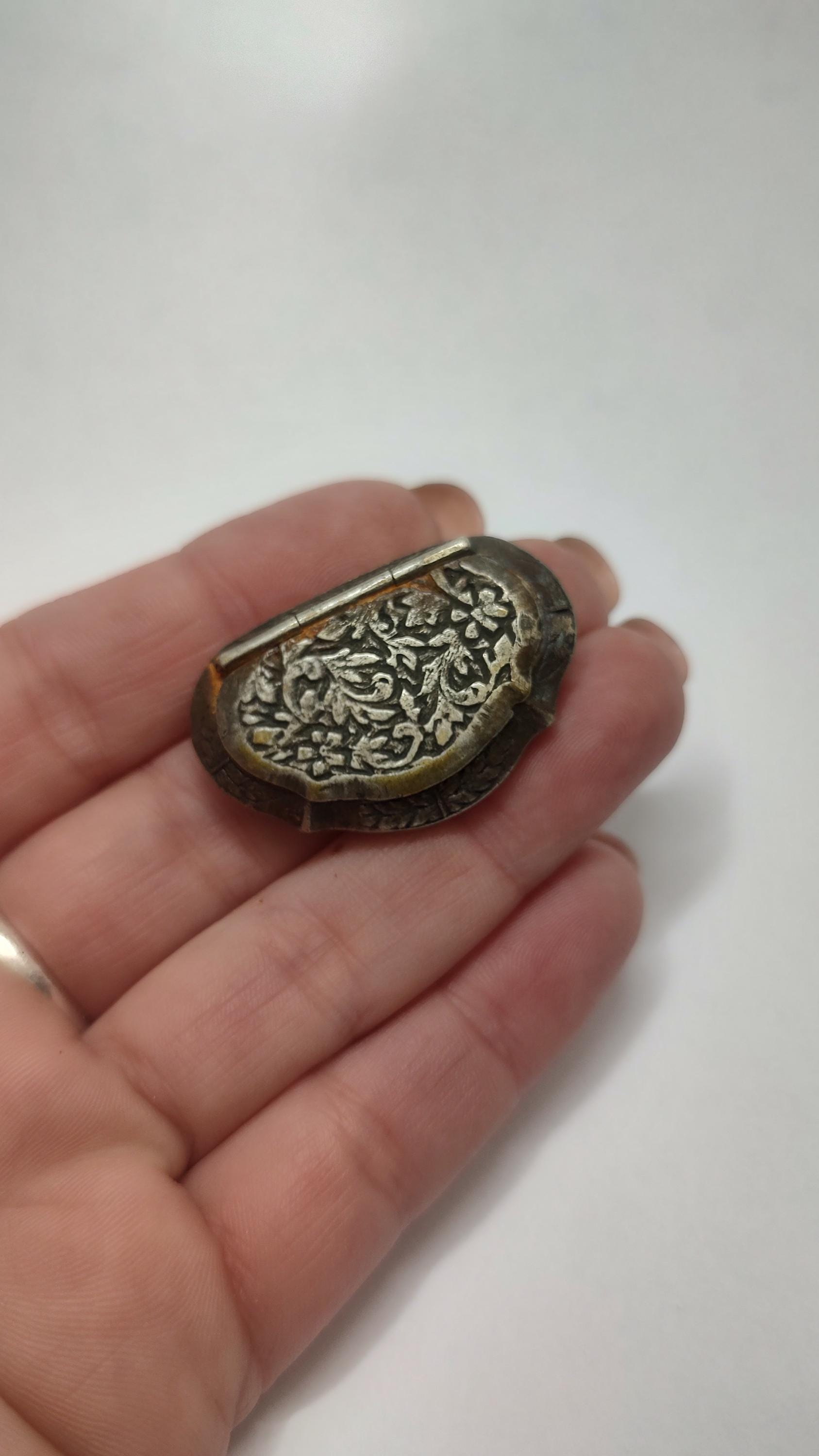 Antike 800 Sterling Silber Pillendose Florale Schnupftabakdose von UniqueArtGiftStore