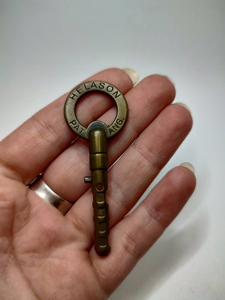 Seltene Helason Pat Ang Messing Verzierte Schlüssel, Sammelbarer Anhänger Messingschlüssel von UniqueArtGiftStore
