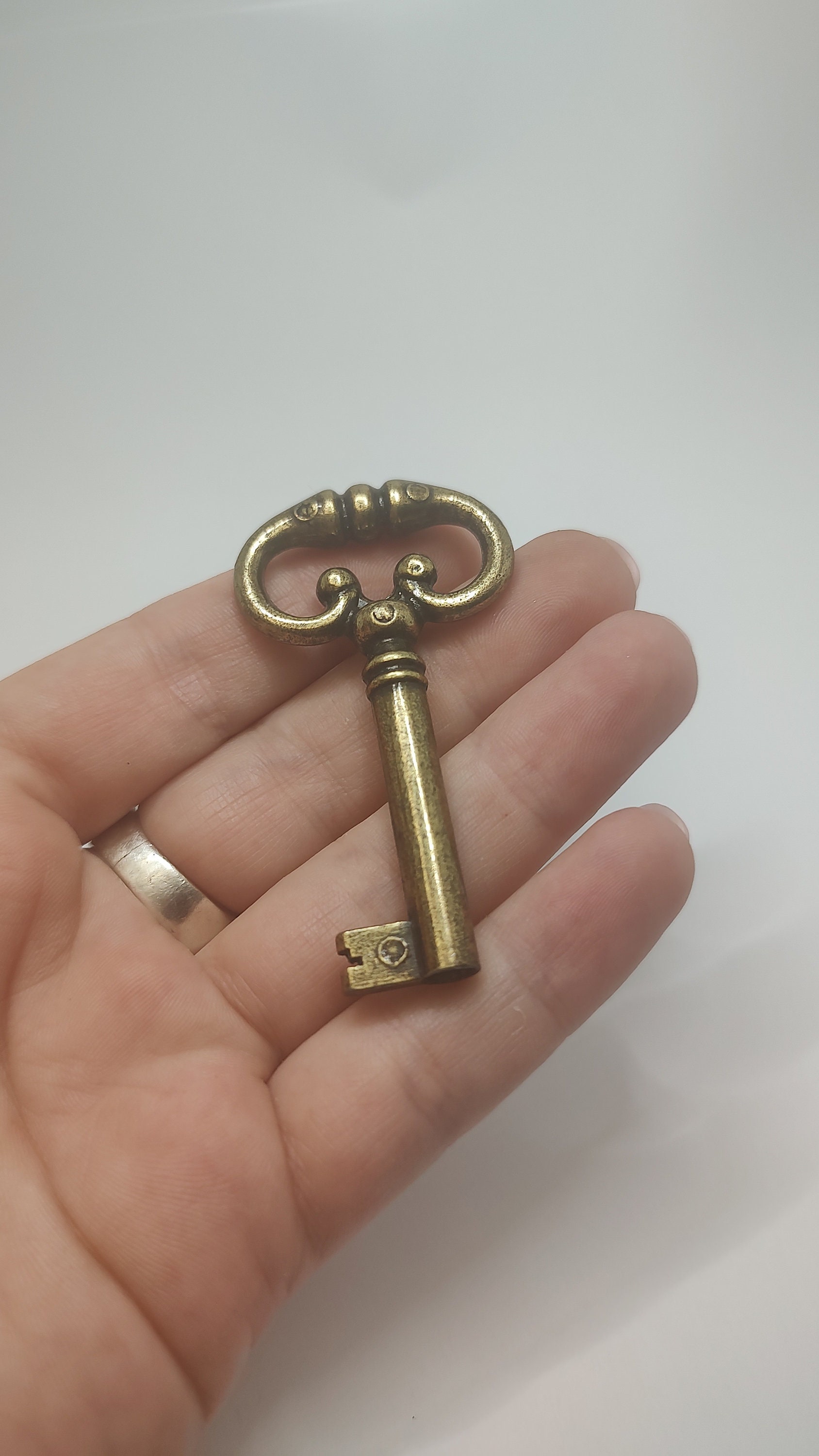 Verzierter Vintage-Schlüssel Aus Massivem Messing, Sammlerschlüssel, Anhänger-Schlüssel Messing von UniqueArtGiftStore