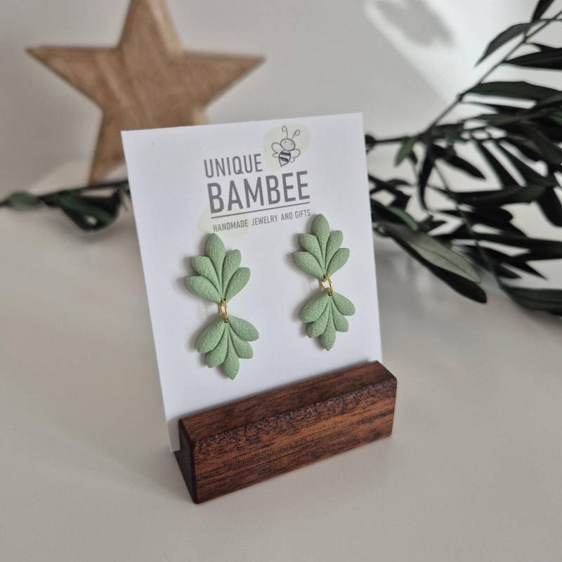 Elegante Polymer Clay Ohrringe; Farbe Hellgrün Elegante Polymer Clay Ohrringe; Farbe Hellgrün von UniqueBambee