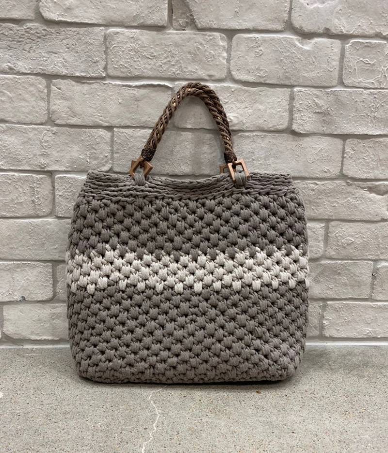 Grau Und Weiß Häkeln Handtasche Handgefertigt Grau Und Weiß Häkeln Handtasche Handgefertigt von UniqueByEkaterina