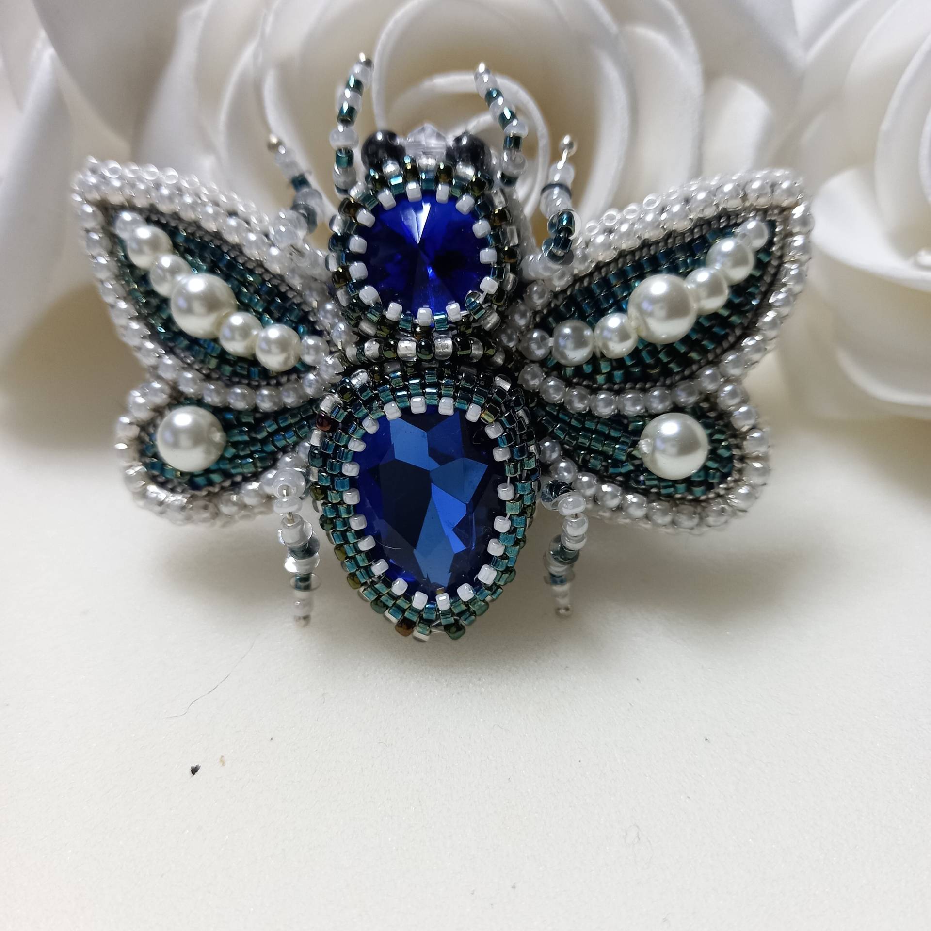 Große Funkelnde Blaue Brosche Schmetterling.blau/Grün/Weiß Urlaubsbrosche Große Funkelnde Blaue Brosche Schmetterling.blau/Grün/Weiß Urlaubsbrosche von UniqueByInga