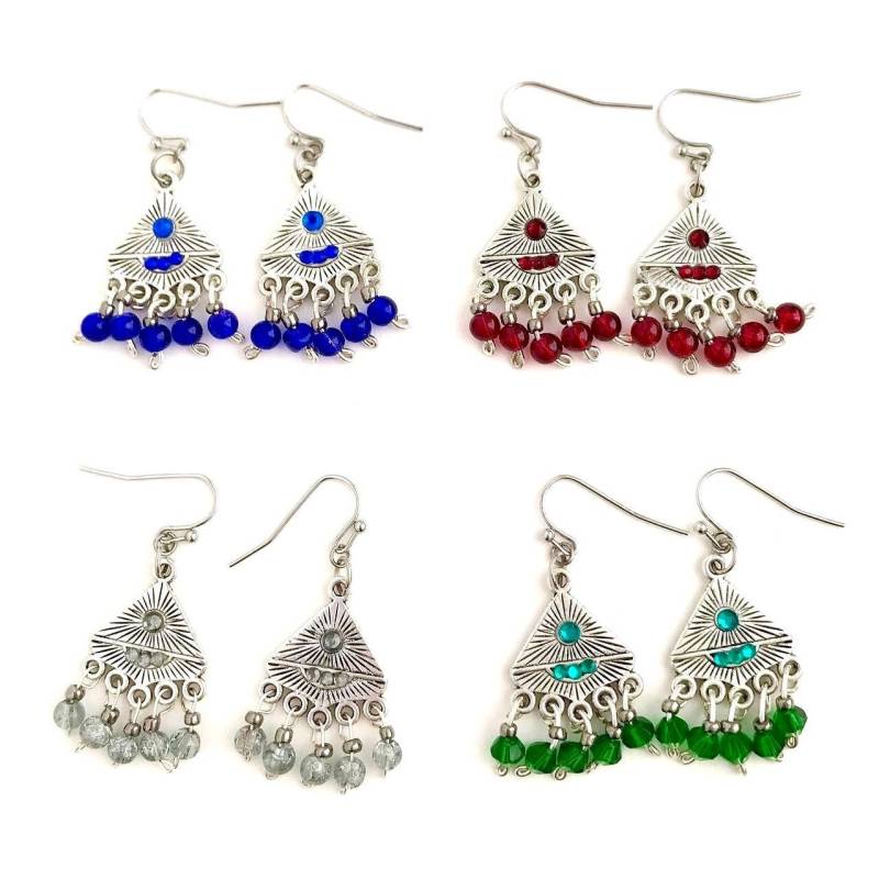 Silber Pyramiden-Stil Strass Kronleuchter Ohrringe von UniqueCreationsBB