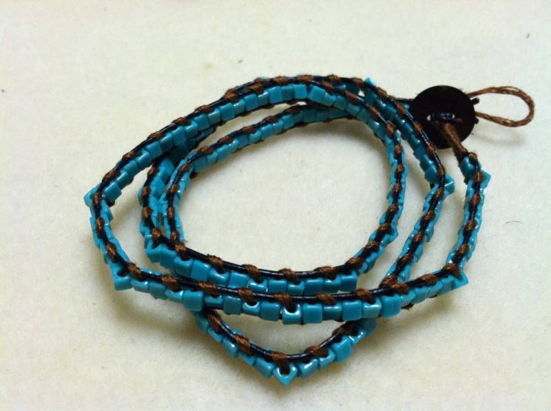 22-Zoll-Hand Gewebt Tequois Beaded Bracelet 22-Zoll-Hand Gewebt Tequois Beaded Bracelet von UniqueDesignsAustin