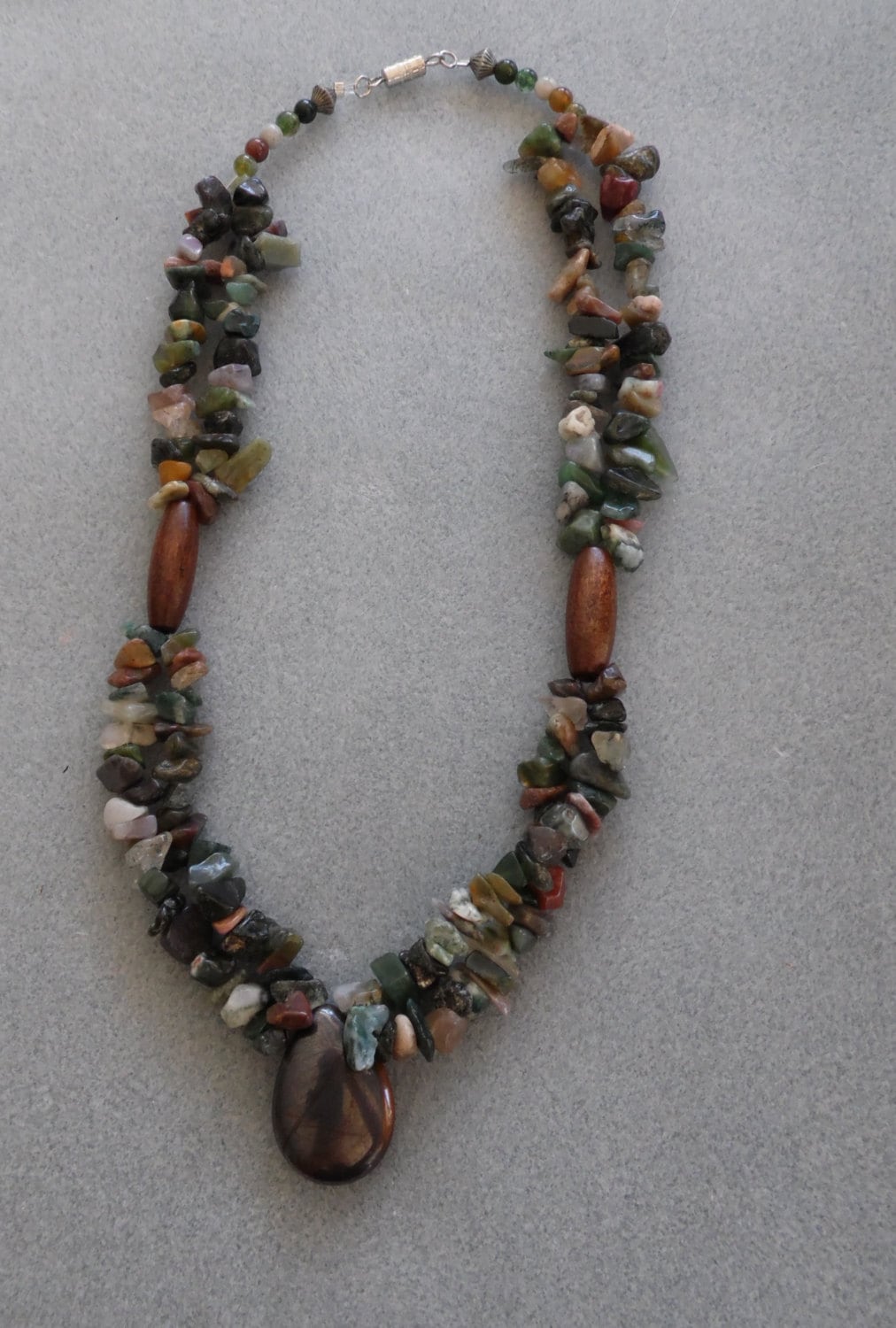 Einzigartige Layered Holz Und Stein Halskette Withtiger Eye Stone Schmuckanhänger Einzigartige Layered Holz Und Stein Halskette Withtiger Eye Stone Schmuckanhänger von UniqueDesignsAustin