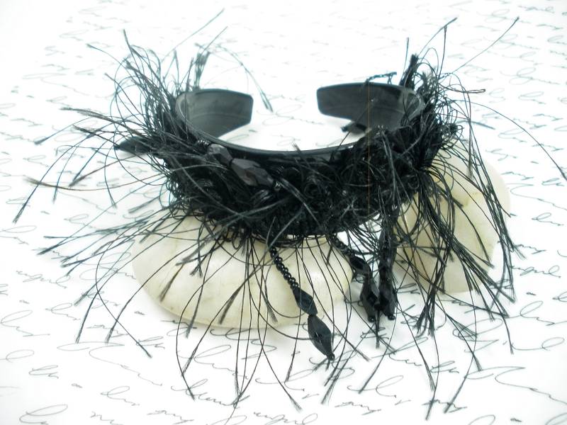 Manschettenarmband Mit Recycelter Schallplatte Manschettenarmband Mit Recycelter Schallplatte von UniqueDesignsbyRita