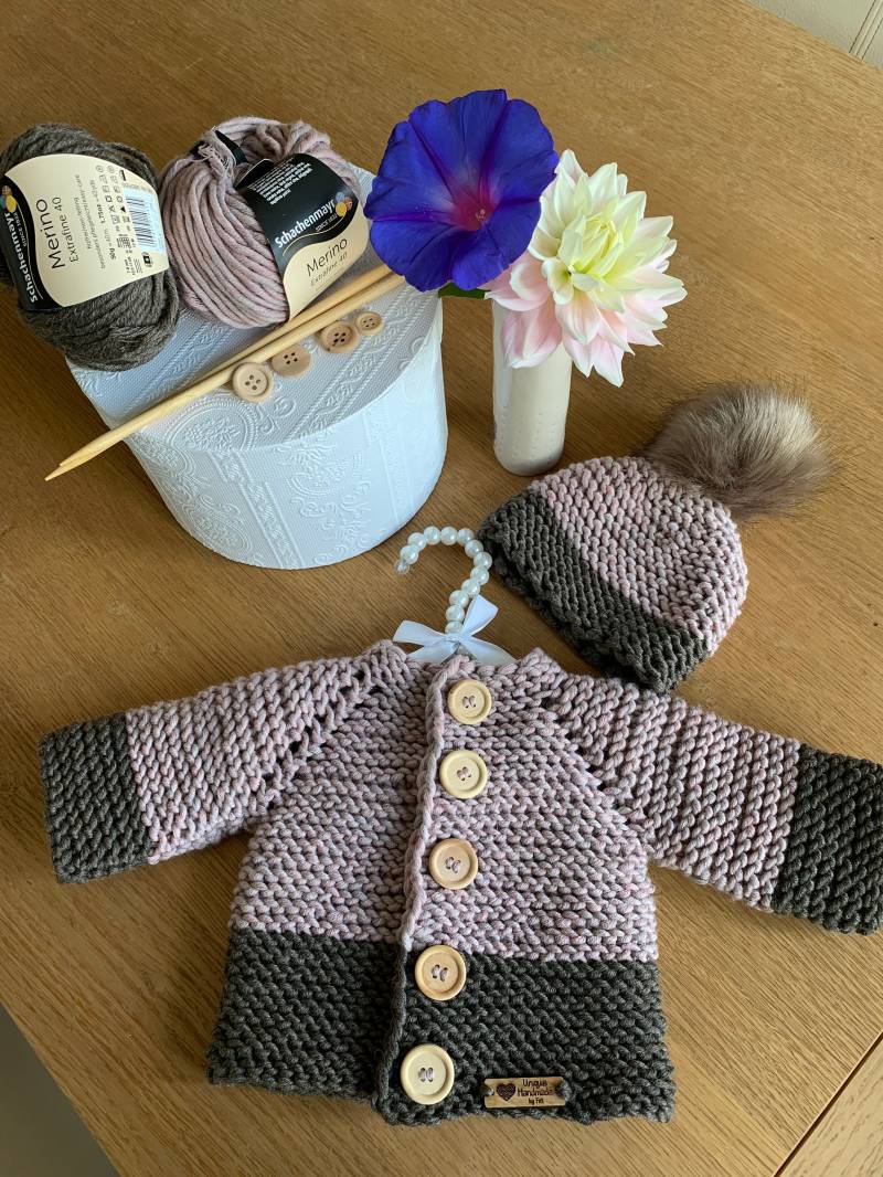 Babyjäckchen Mit Mütze Merinowolle Handgestrickt von UniqueHandmadebyFeli