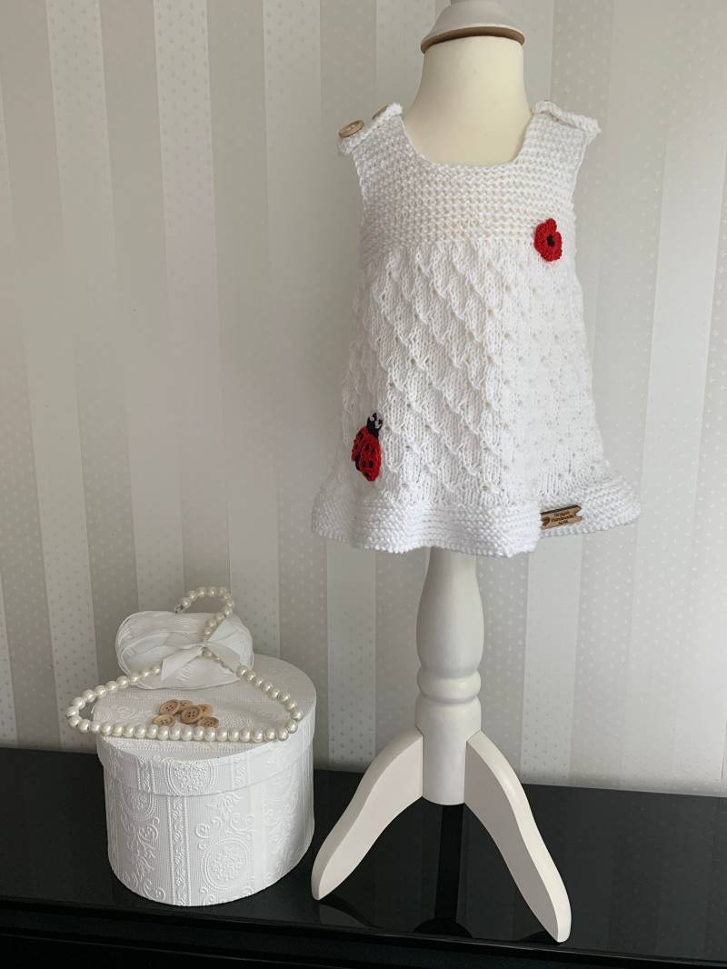 Babykleid „Marienkäfer" Handgestrickt von UniqueHandmadebyFeli