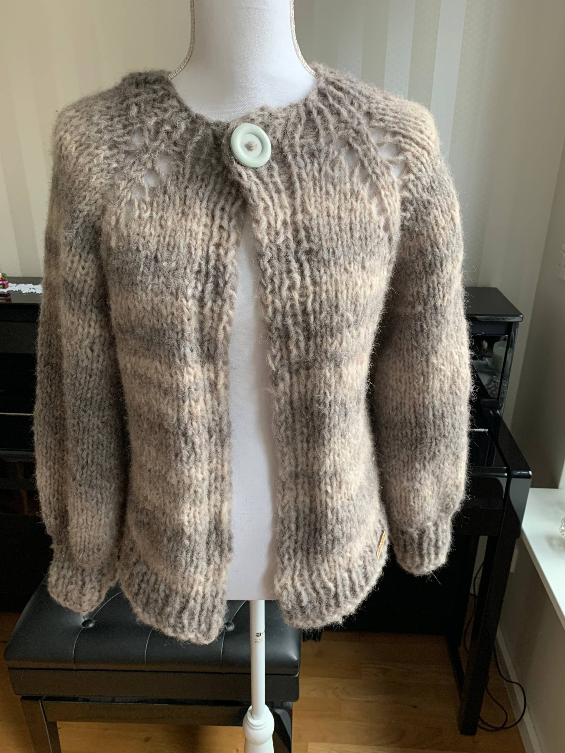 Damen Cardigan Baby Alpaka Handgestrickt von UniqueHandmadebyFeli