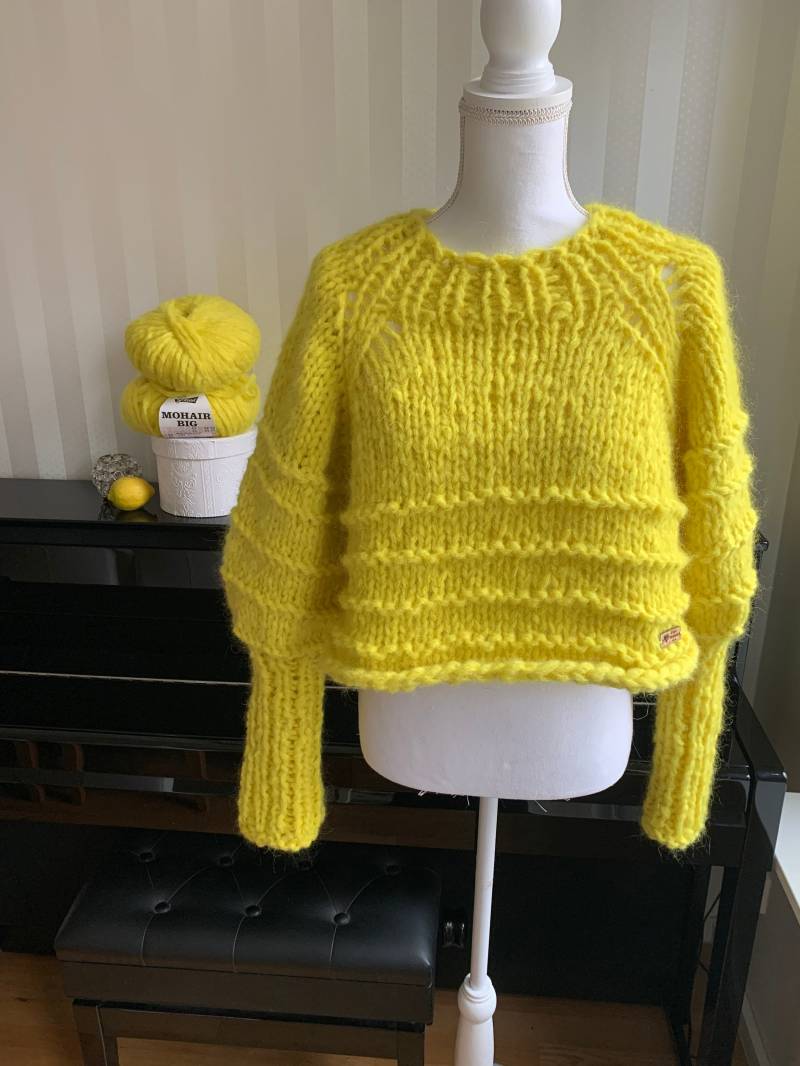 Damen Mohair Pullover „Zitrone" Handgestrickt von UniqueHandmadebyFeli