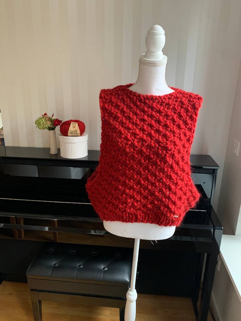 Damen Oversize Pullunder Handgestrickt von UniqueHandmadebyFeli