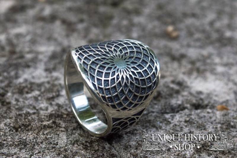 Heilige Geometrie Ring - Silber Torus Design Handgemachter Meditations Schmuck Inspiriert Von Der Fibonacci Folge von UniqueHistoryShop