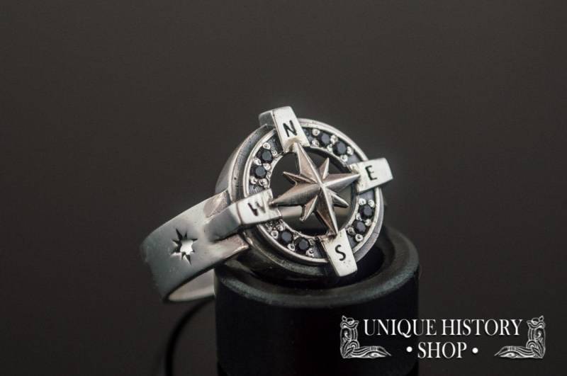 Silber Kompass Ring - Windrose Schmuck Mit Nordstern Symbol Und Cubic Zirkonia Edelsteinen Handgefertigte Herren Ringe Für Seefahrer von UniqueHistoryShop