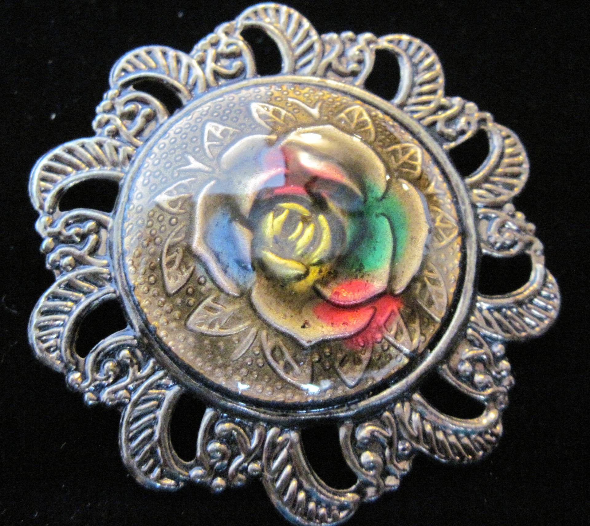 Jahrgang Bronze Emaille Blumen, Blumen Brosche, Verzierten Geschnitzten Überbacken Kreis Mode Modeschmuck, Geschenk Für Sie, Mutter, Geburtstag von UniqueJewelryFinds1