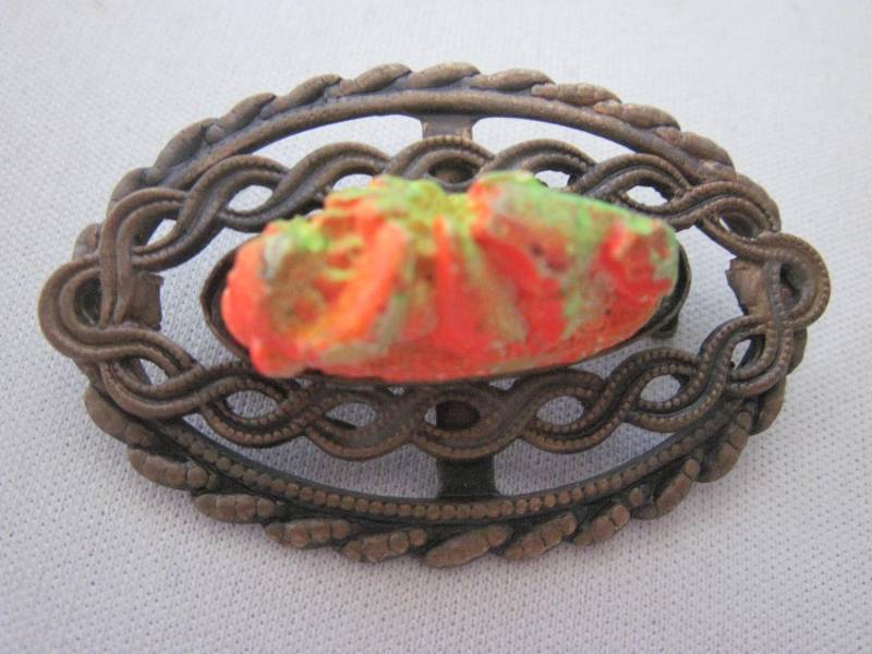 Jahrgang Bronze Neon Burst Rrange, Rot Und Gelb Cabochon, Brosche, Geschenk, Modeschmuck von UniqueJewelryFinds1
