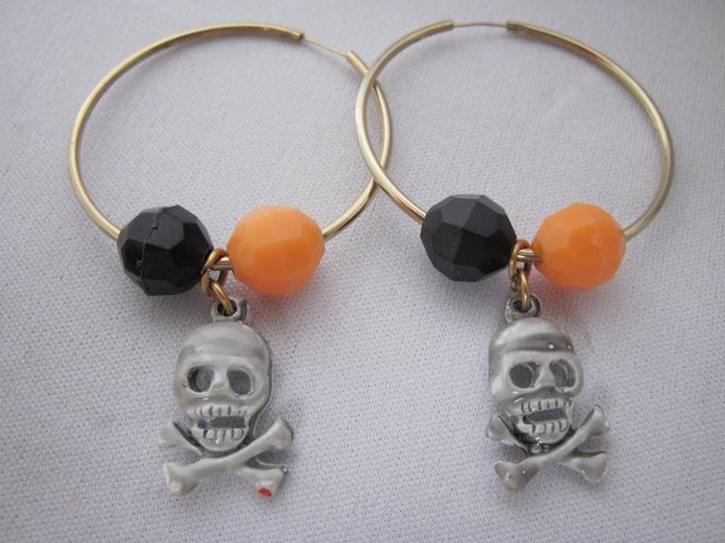 Jahrgang Halloween Skelett Creolen, Metall, Weiß Skelett, Schwarze Perlen, Saisonale, Urlaub Schmuck, Geschenk Jahrgang Halloween Skelett Creolen, Metall, Weiß Skelett, Schwarze Perlen, Saisonale, Urlaub Schmuck, Geschenk von UniqueJewelryFinds1