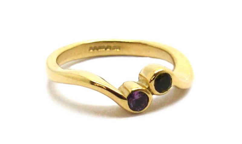 9 Karat Gold-Ring Mit Grünen Und Rosa Turmalinsteinen. Oktober Geburtsstein von UniqueJewelsLtd