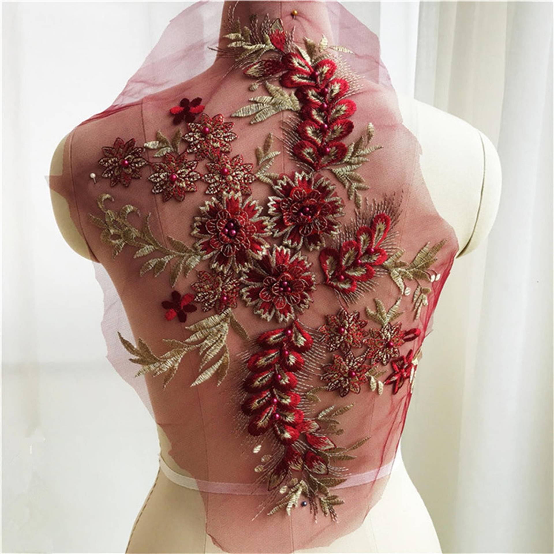 Luxus 3D Perlen Bestickte Spitzenblumen, Hochzeit Applikationen, Ballkleider von UniqueLaceShop