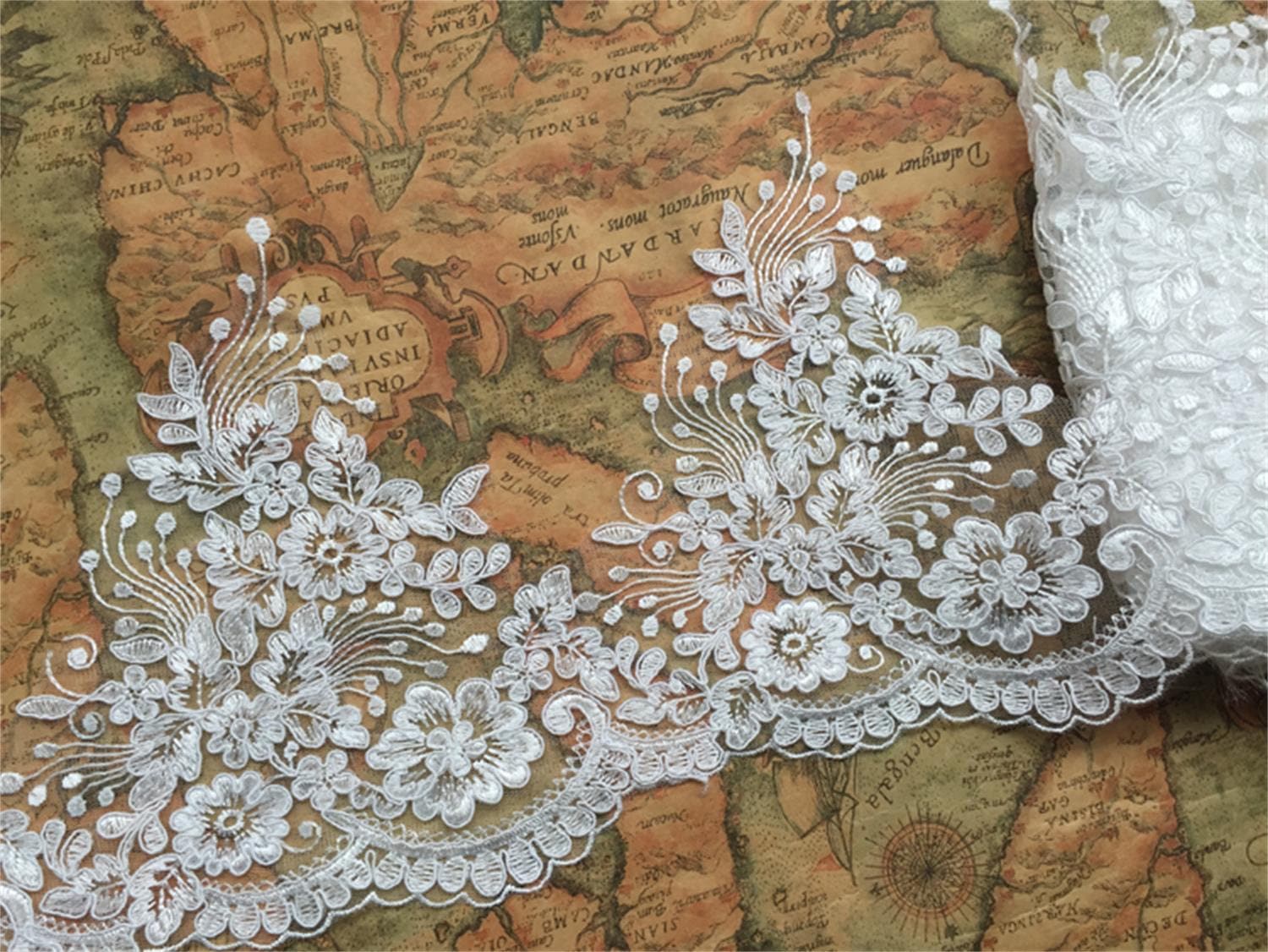 Luxus Elfenbein Alencon Spitzenbesatz, Retro Gestickte Brautspitze, Blumenstickerei, Brautkleid Schleier Spitzenbesatz 7, 87 Zoll Breit von UniqueLaceShop