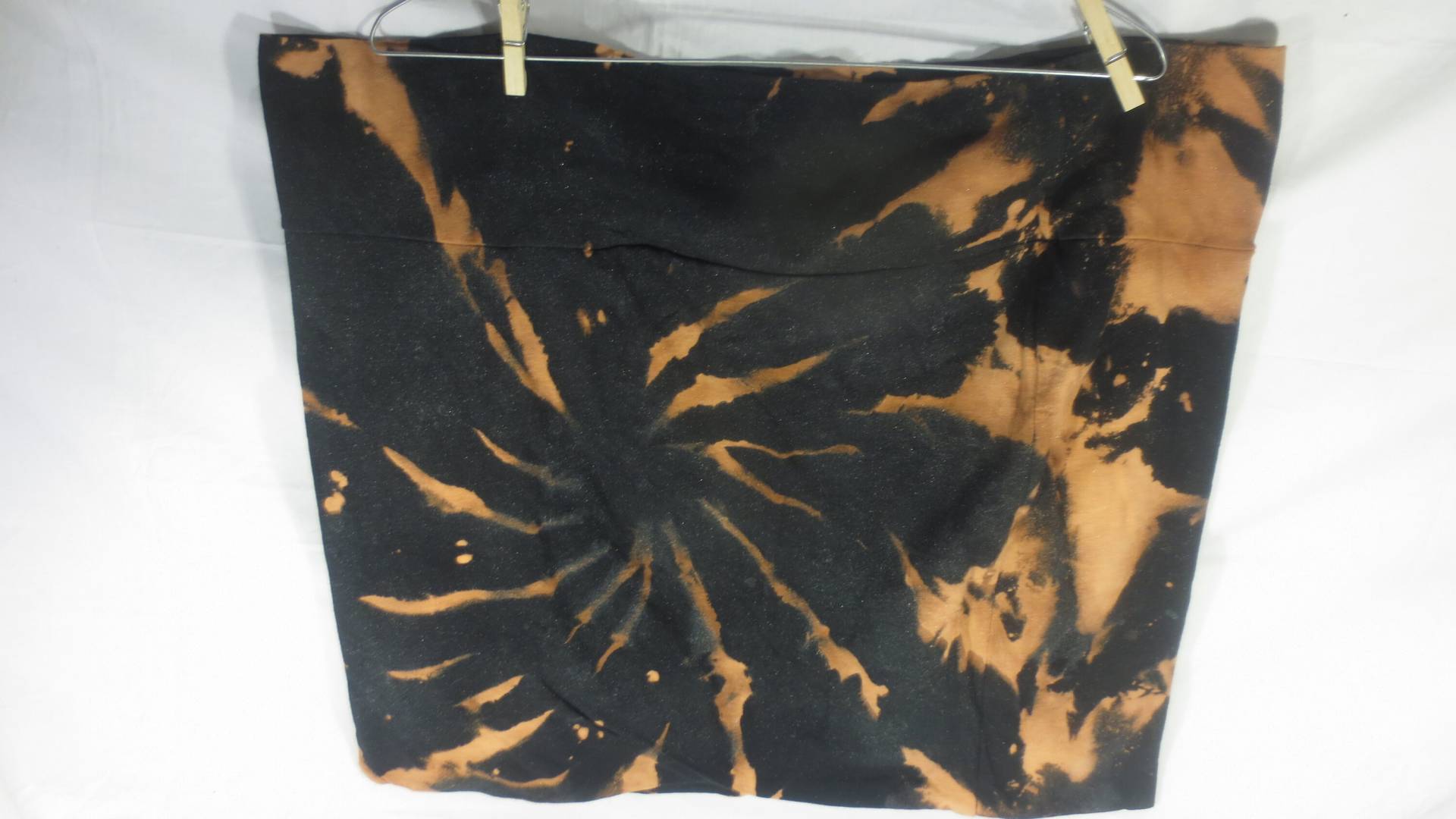 Acid Wash Schwarz/Gebleicht - Plus Größe Rock 3xl Acid Wash Schwarz/Gebleicht - Plus Größe Rock 3xl von UniqueStylez801