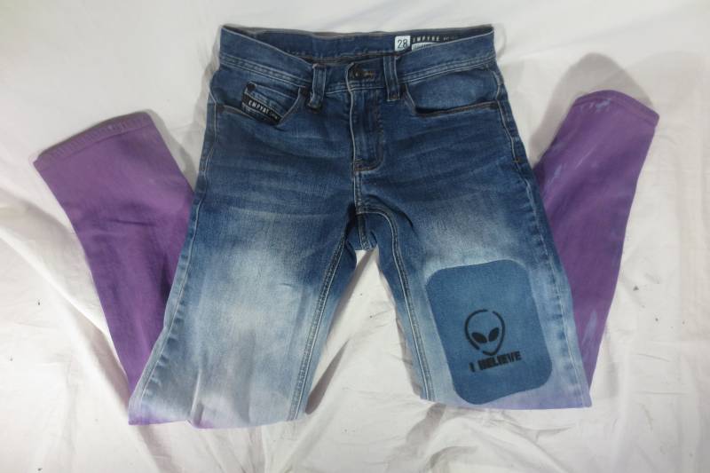 Empyre Skeletor - Beunruhigt Verblasst/Acid Wash Lila Dip Dye Glaube Ich Patch Skinny-Jeans Größe 28 von UniqueStylez801