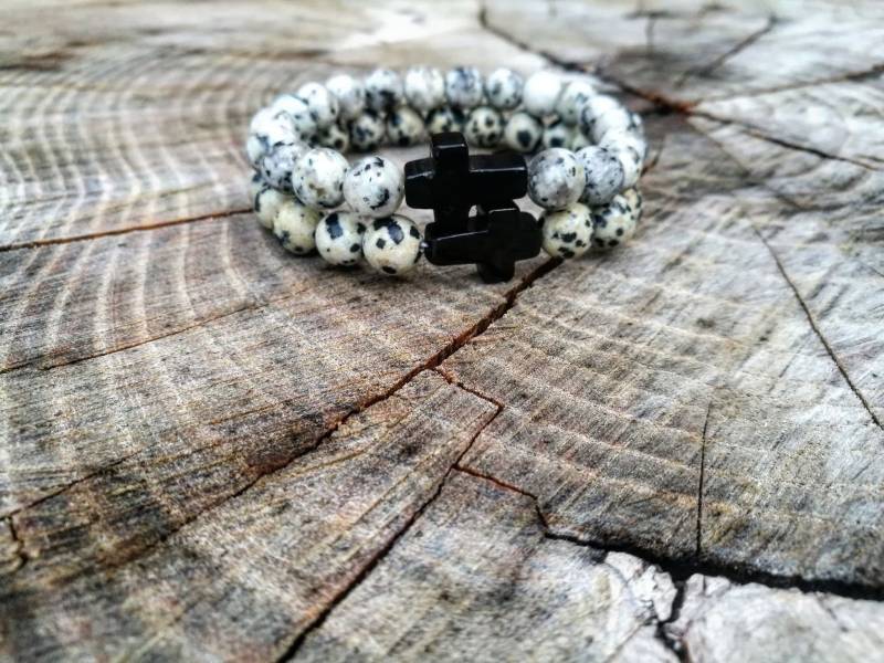 Kreuzarmband, Herrenarmband, Perlenarmband, Herrenmode, Herrenstil, Gentleman-Armband, Religionsarmband von UniqueWristCandy