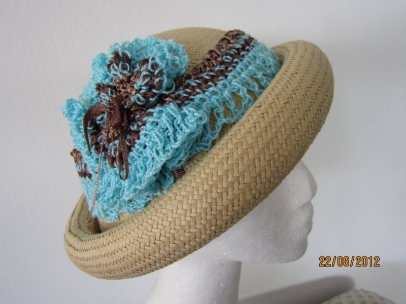 Kreative Boho Tan Strohhut, Türkis Schleife, Tragbare Kunst, Stylisch, Urlaub, Kirche, Kopfbedeckung, Elegant, Edel von UniquebyAgi