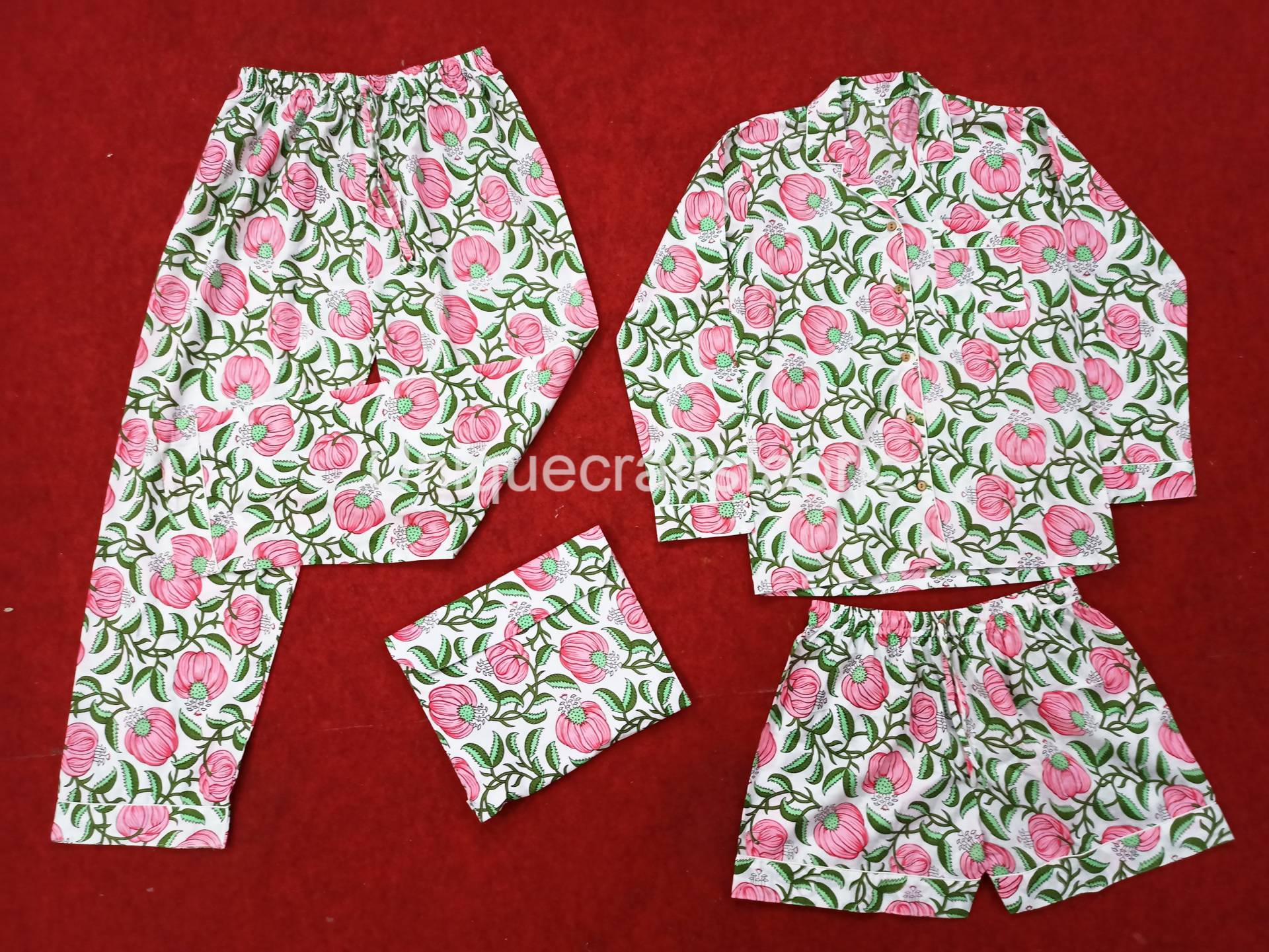 Florales Pyjama-Set Aus 100 % Baumwolle Für Damen, Braut-Pyjama-Set, Hochzeits-Pyjama-Set, Lounge-Set, Brautjungfern-Geschenke von Uniquecraftsfabric